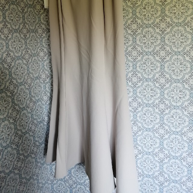 GU(ジーユー)のGUカットソーロングマーメイドスカート レディースのスカート(ロングスカート)の商品写真