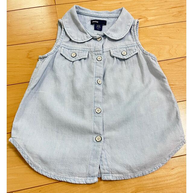 babyGAP(ベビーギャップ)のbabyGap ノースリーブ　トップス　90 キッズ/ベビー/マタニティのキッズ服女の子用(90cm~)(Tシャツ/カットソー)の商品写真