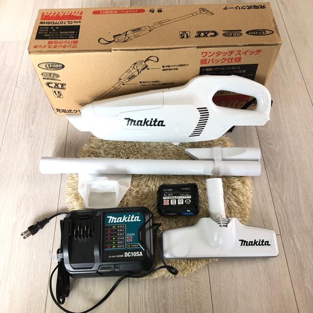 Makita makita マキタ 充電式クリーナー CL107FDSHW バッテリー充電器付の通販 by トミー8888's shop｜マキタ ならラクマ