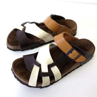 ビルケンシュトック(BIRKENSTOCK)のビルケンシュトック Betula サンダル レザー 23.0 こげ茶 オフ白(サンダル)