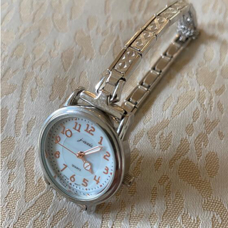 【白蝶貝ダイヤルがおしゃれで可愛い】サンフレイム  腕時計　ホワイト(腕時計)
