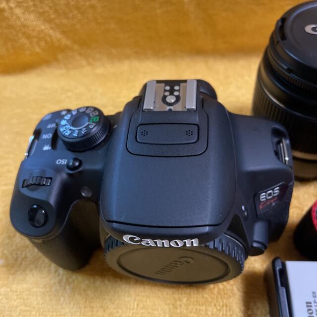 Canon Eos Kiss X7i EF-S18-55mm