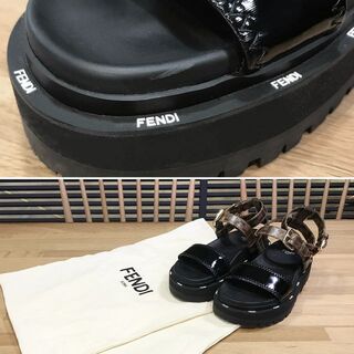 FENDI - 超美品 フェンディ 20AW ズッカ柄 グロッシーブラック 