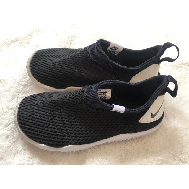 NIKE アクアソック　9c