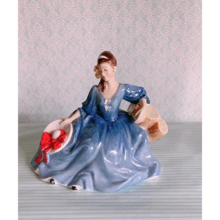 ロイヤルドルトン(Royal Doulton)のロイヤルドルトン　Elyseさん(置物)