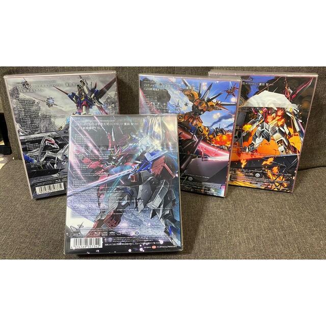 BANDAI(バンダイ)のリマスター機動戦士ガンダムSEED、デスティニー　ブルーレイボックス エンタメ/ホビーのDVD/ブルーレイ(アニメ)の商品写真