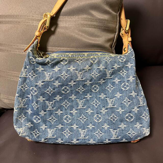 LOUIS VUITTON(ルイヴィトン)のルイヴィトン　デニム　ショルダーバッグ  レディースのバッグ(ショルダーバッグ)の商品写真