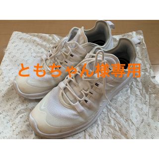 ナイキ(NIKE)のNIKE エアマックス　アクシス(スニーカー)