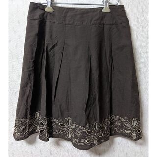 スカート　Mサイズ　ブラウン　花柄の刺繍(ひざ丈スカート)