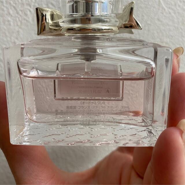 Dior(ディオール)の6/5まで取り置き　Miss Dior 30ml コスメ/美容の香水(香水(女性用))の商品写真