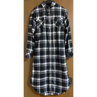 アトモスガールズ(atmos girls)のATMLABS アトモスラボ　アトモスガールズ　UNIQLO (シャツ/ブラウス(長袖/七分))