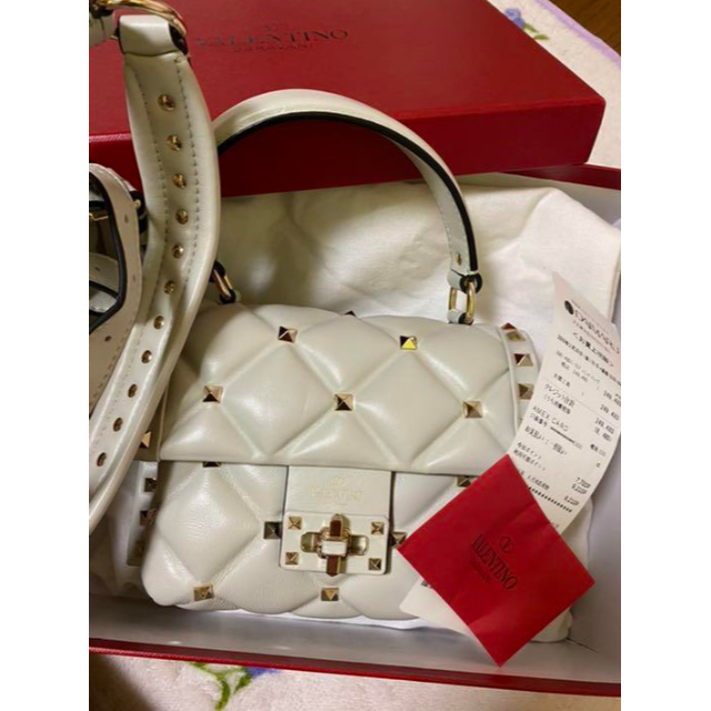 直送商品 VALENTINO - o バレンティノ ショルダーバッグ レザー
