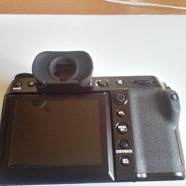 富士フイルム(フジフイルム)の新同品　富士フィルム　GFX50SII レンズキット スマホ/家電/カメラのカメラ(ミラーレス一眼)の商品写真