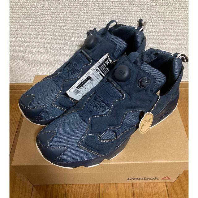 靴/シューズReebok Classic インスタポンプ フューリーGX8624 サイズ28