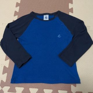 プチバトー(PETIT BATEAU)のプチバトー　長袖トップス(Ｔシャツ)