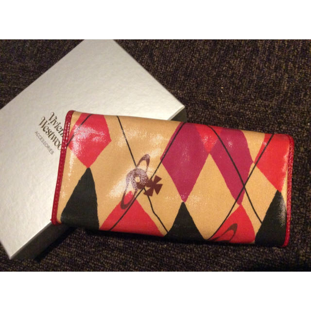 Vivienne Westwood(ヴィヴィアンウエストウッド)の最終値下げ Vivienne Westwood 長財布 ヴィヴィアン レディースのファッション小物(財布)の商品写真