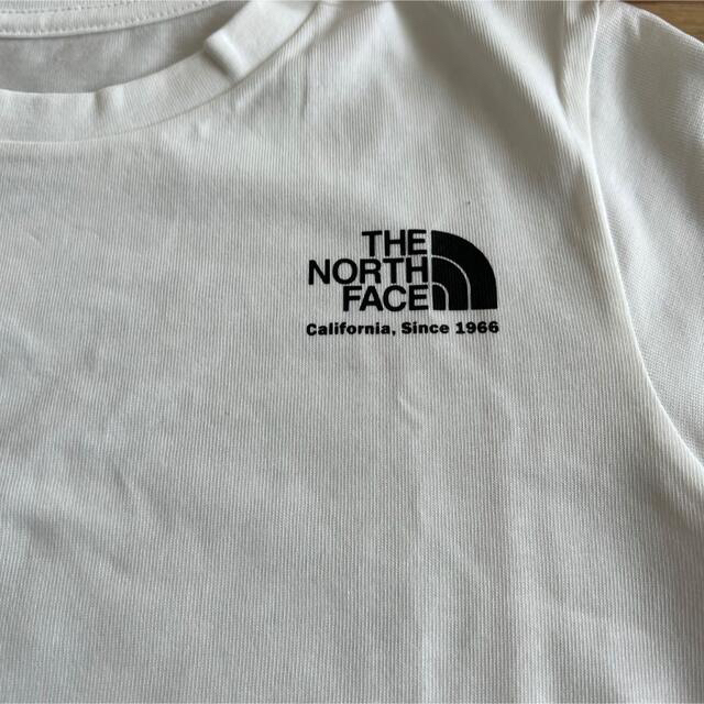 THE NORTH FACE(ザノースフェイス)の☆新品未使用☆ノースフェイス キッズ Tシャツ 半袖　現行品　ホワイト キッズ/ベビー/マタニティのキッズ服男の子用(90cm~)(Tシャツ/カットソー)の商品写真