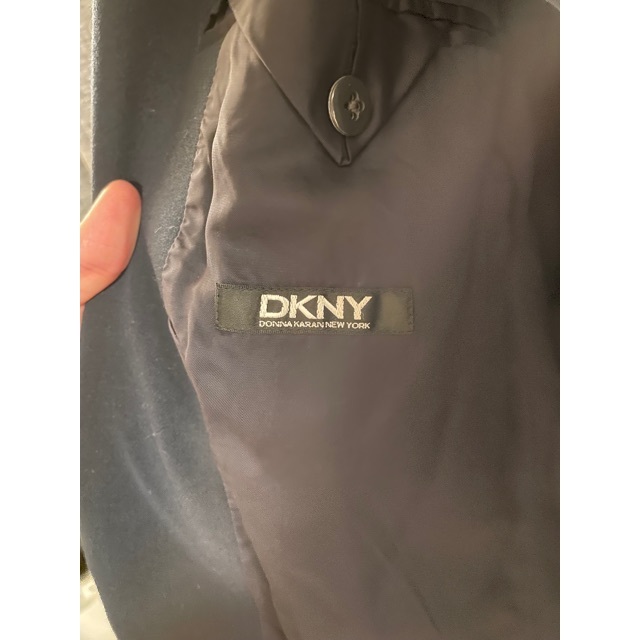 DKNY(ダナキャランニューヨーク)のDKNYネイビージャケットLサイズ メンズのジャケット/アウター(テーラードジャケット)の商品写真