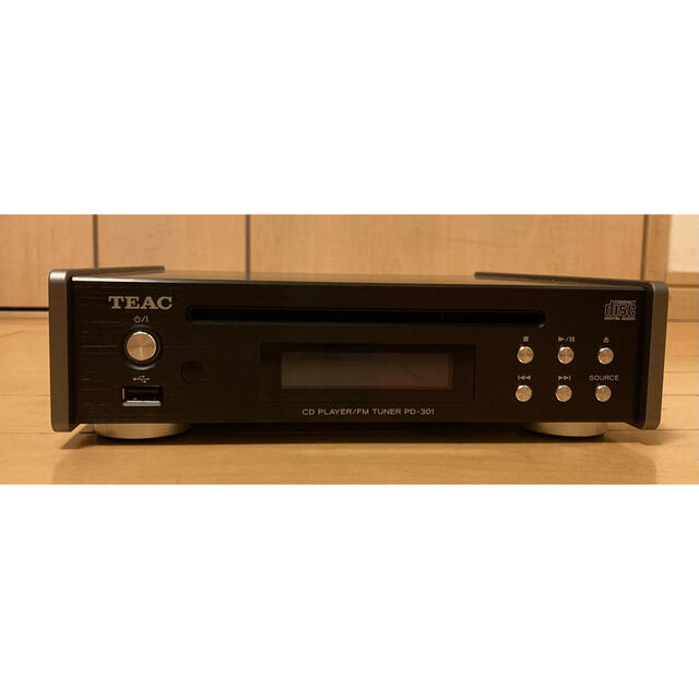 オーディオ機器ティアック CDプレーヤー/FMチューナー (ブラック) PD-301-B
