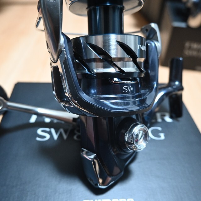 SHIMANO(シマノ)の21ツインパワーSW 8000HG スポーツ/アウトドアのフィッシング(リール)の商品写真