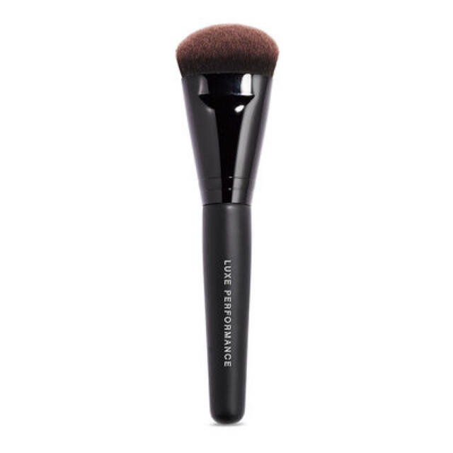 bareMinerals(ベアミネラル)の【新品】ベアミネラル　リュクスパフォーマンスブラシ コスメ/美容のメイク道具/ケアグッズ(ブラシ・チップ)の商品写真