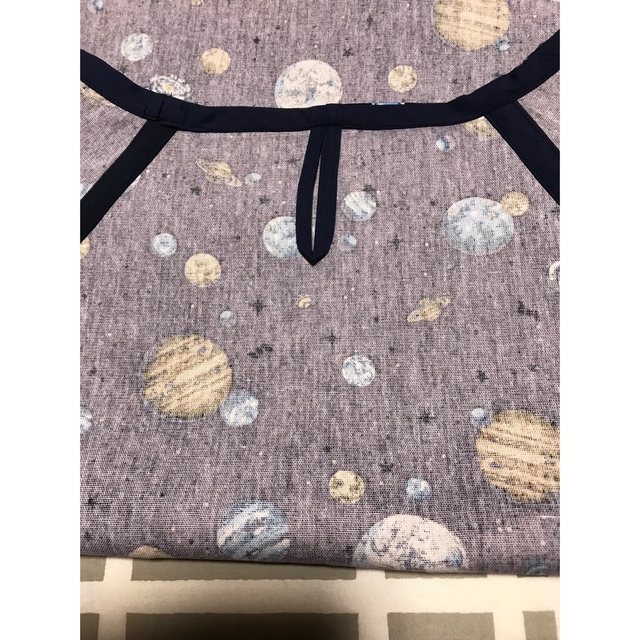 半袖スモック　130 さくら様専用　リピーターさま　袖も宇宙柄 キッズ/ベビー/マタニティのキッズ服男の子用(90cm~)(その他)の商品写真