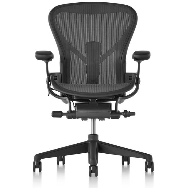 Herman Miller(ハーマンミラー)の新品 ハーマンミラー アーロンチェア  リマスタード Bサイズ グラファイト インテリア/住まい/日用品のオフィス家具(オフィスチェア)の商品写真