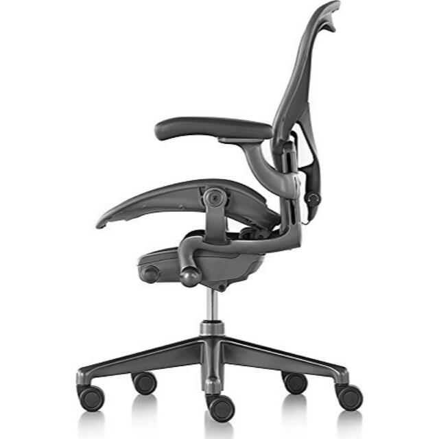 Herman Miller(ハーマンミラー)の新品 ハーマンミラー アーロンチェア  リマスタード Bサイズ グラファイト インテリア/住まい/日用品のオフィス家具(オフィスチェア)の商品写真