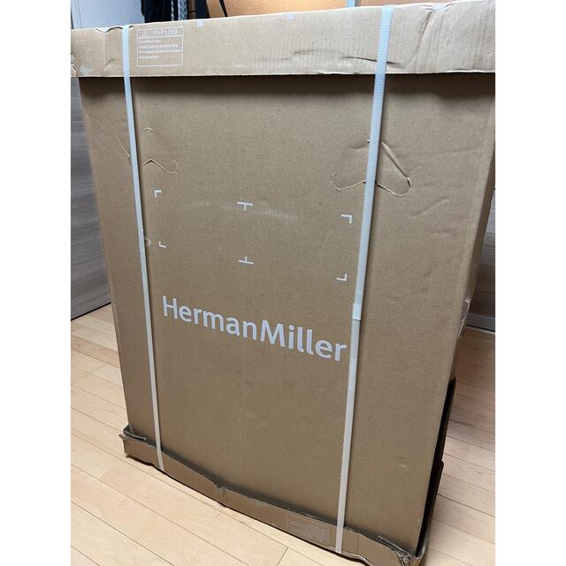 Herman Miller(ハーマンミラー)の新品 ハーマンミラー アーロンチェア  リマスタード Bサイズ グラファイト インテリア/住まい/日用品のオフィス家具(オフィスチェア)の商品写真