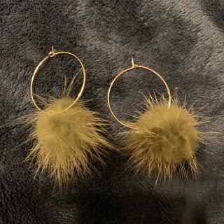 ピアス(ピアス)