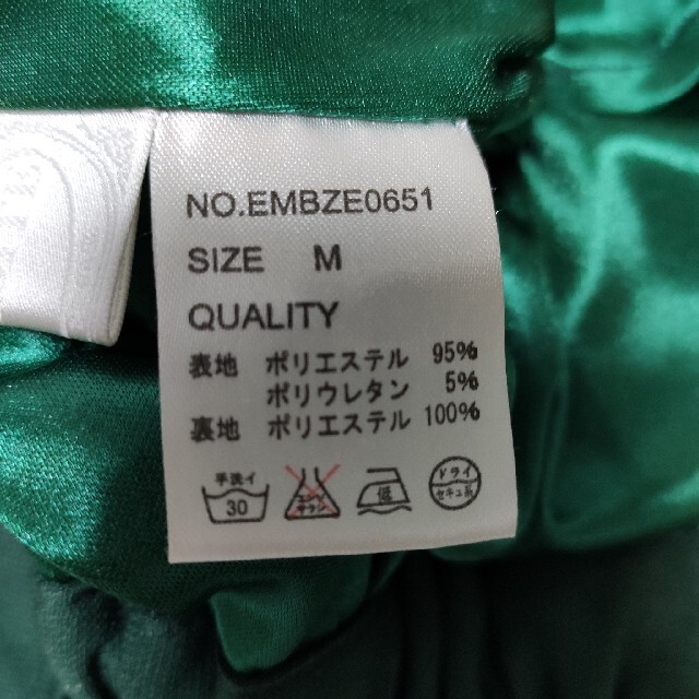 EMSEXCITE(エムズエキサイト)のグリーン 華やかスカート レディースのスカート(ミニスカート)の商品写真
