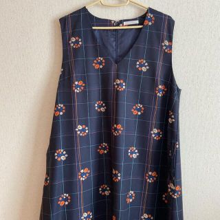 メルロー(merlot)の美品レア*°チューリップ柄ノースリーブワンピース(ひざ丈ワンピース)