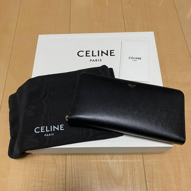 セリーヌ　財布　長財布　ラージジップウォレット　CELINE