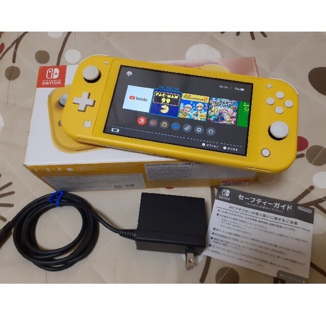 Nintendo Switch(ニンテンドースイッチ)のNintendo Switch lite  中古 エンタメ/ホビーのゲームソフト/ゲーム機本体(携帯用ゲーム機本体)の商品写真