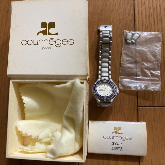 Courreges(クレージュ)のグレージュ　腕時計　レディース レディースのファッション小物(腕時計)の商品写真