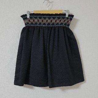 リリーブラウン(Lily Brown)の【美品】Lily Brown  スカート(ひざ丈スカート)