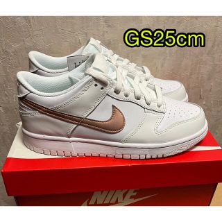 ナイキ(NIKE)のNike GS Dunk Low  White Rose Pink(スニーカー)