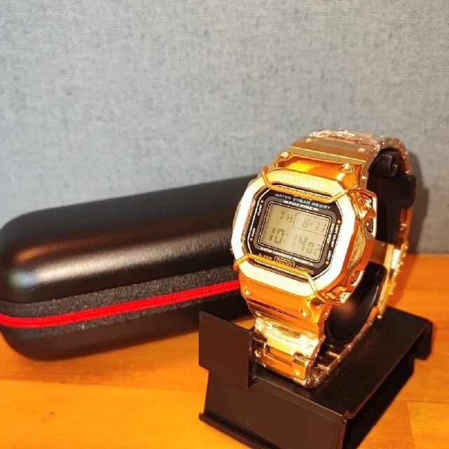 新品！【オールゴールド】G-SHOCK　DW-5600メタルカスタム　送料込