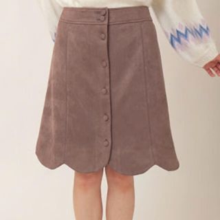 ダブルクローゼット(w closet)の【wcloset 今季完売】フェイクスウェードスカート(ひざ丈スカート)