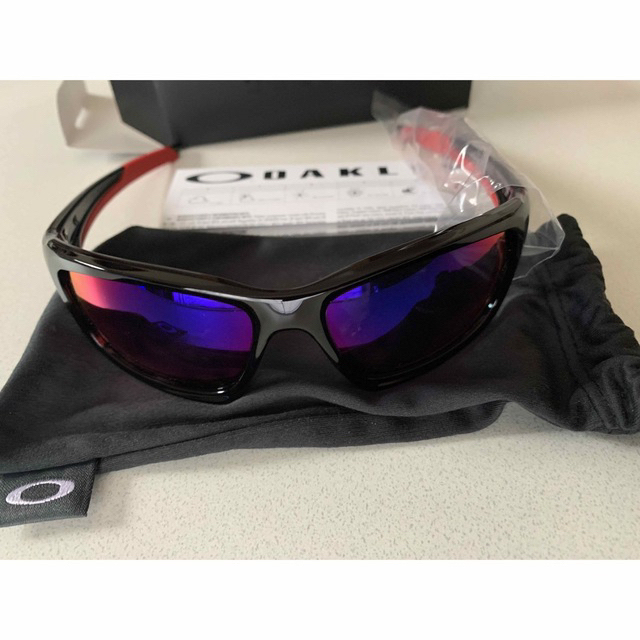 Oakley(オークリー)の【新品、未使用】オークリーバルブ メンズのファッション小物(サングラス/メガネ)の商品写真