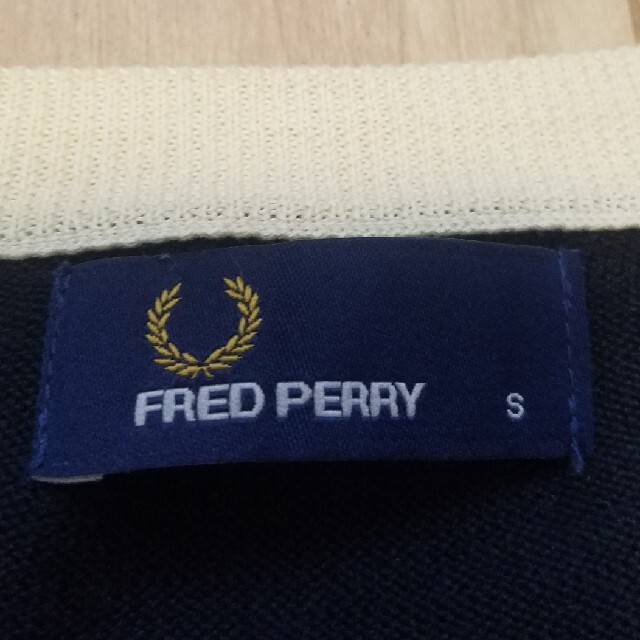 FRED PERRY(フレッドペリー)のフレッドペリー　カーディガン メンズのトップス(カーディガン)の商品写真