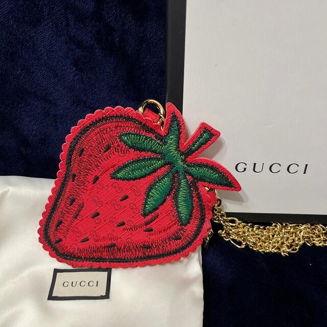 GUCCI グッチ 新品 本物 GG ストロベリー パスケース 椎名林檎 イチゴ