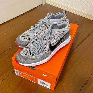 ナイキ(NIKE)のマクドさん専用　27cm ナイキ フライニット レーサーG ウルフグレー(スニーカー)