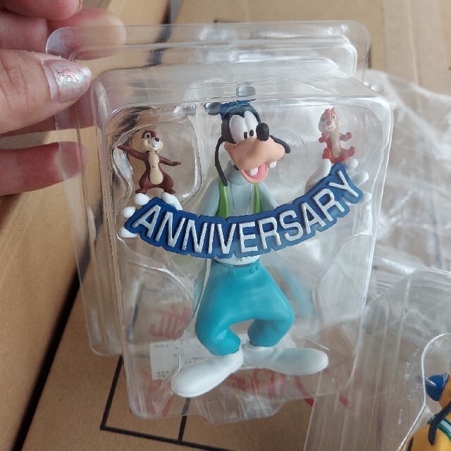 Disney(ディズニー)のディズニーランド　25周年　フィギュア エンタメ/ホビーのおもちゃ/ぬいぐるみ(キャラクターグッズ)の商品写真