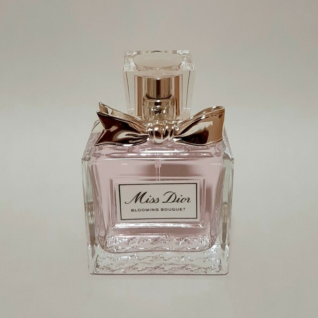 Christian Dior(クリスチャンディオール)のCHRISTIAN DIOR クリスチャンディオール ブルーミングブーケ50ml コスメ/美容の香水(香水(女性用))の商品写真