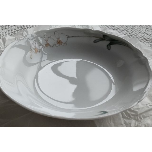 Noritake(ノリタケ)のNoritake  Bel Eclatのお皿 ２枚 （未使用） インテリア/住まい/日用品のキッチン/食器(食器)の商品写真