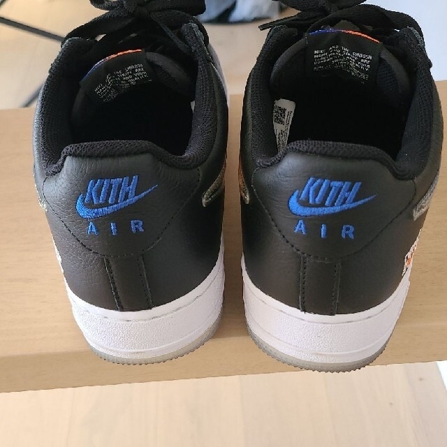 NIKE(ナイキ)の『必見!!!最安値☆』KITH × Nike AirForce1 28cm メンズの靴/シューズ(スニーカー)の商品写真