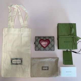 グッチ(Gucci)のGUCCHI ハートモチーフウォレット(財布)