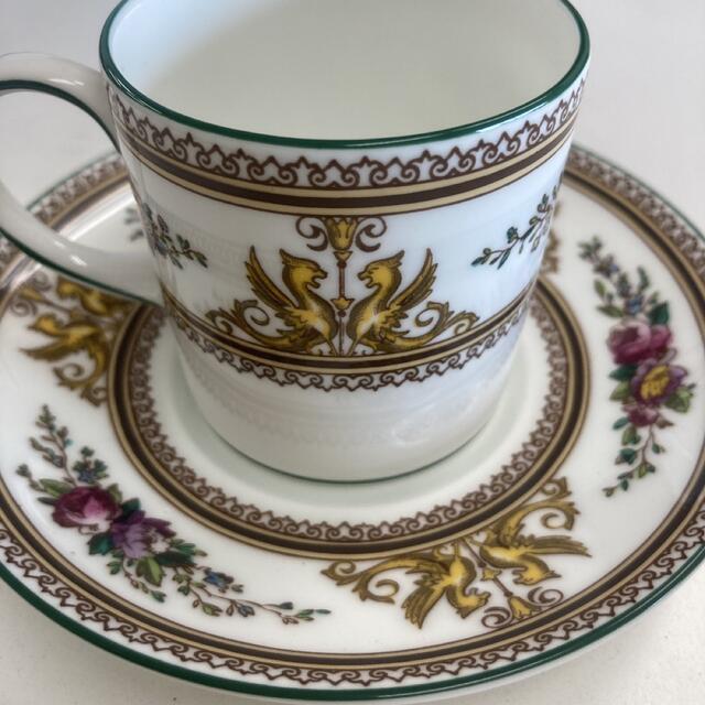 WEDGWOOD(ウェッジウッド)の美品　ウェッジウッド カップ&ソーサー インテリア/住まい/日用品のキッチン/食器(食器)の商品写真