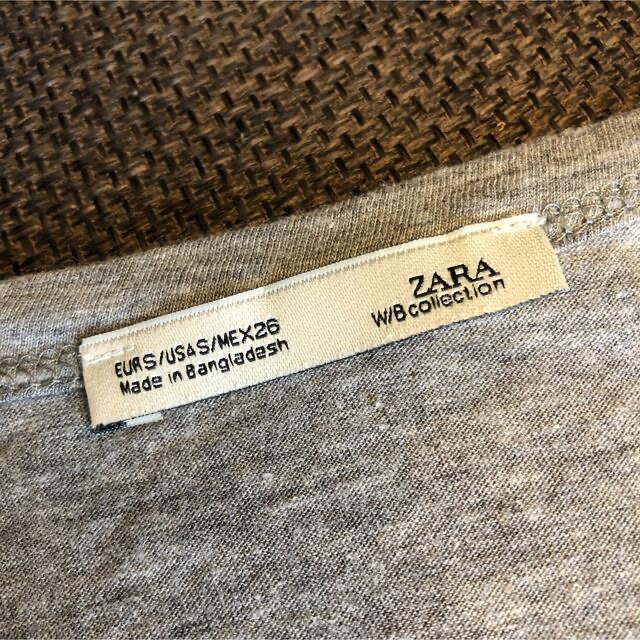 ZARA(ザラ)のZARA  ザラ Tシャツ  Sサイズ レディースのトップス(Tシャツ(半袖/袖なし))の商品写真